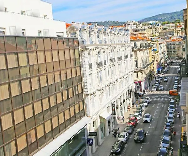 Splendid Apart In The Heart Of Nice